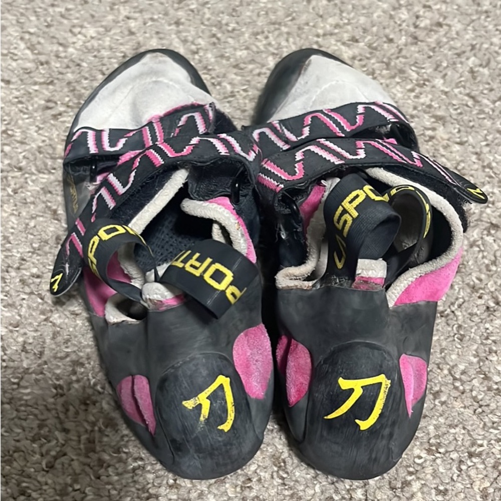 La Sportiva Climbing Shoes Size 36 or Women’s 5 1/2